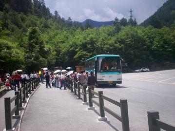 Jiuzhaigou bus